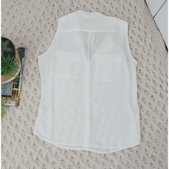 Banana Republic Petite White Sleeveless/Collarless "Safari" Top - Picture 6 of 16